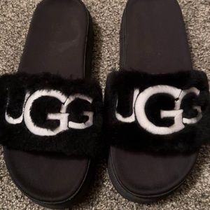 UGG Slides